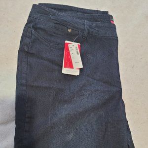 NWT Women's Addition-Elle Jeans
